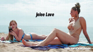 Jolee Loveot a strandon szedik fel egy pici popóba baszásra