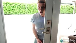 Szépkorú Sierra Spunk keményen meglovagolja a zsenge Parker Simst